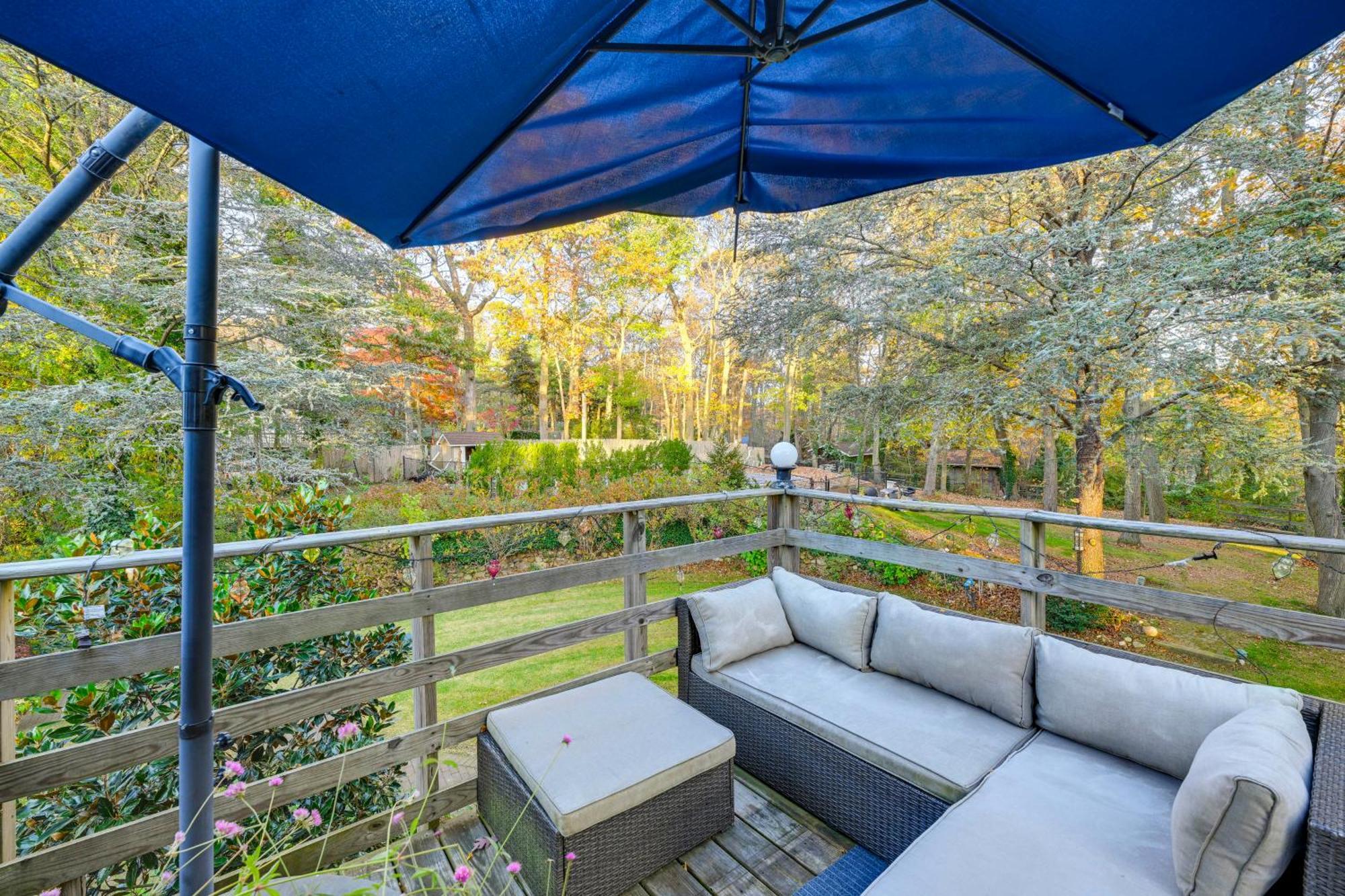 Cozy Dix Hills Apt With Deck About 7 Mi To Beach! Экстерьер фото