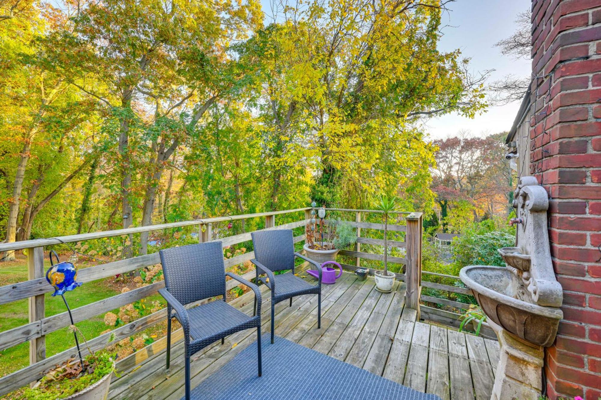 Cozy Dix Hills Apt With Deck About 7 Mi To Beach! Экстерьер фото