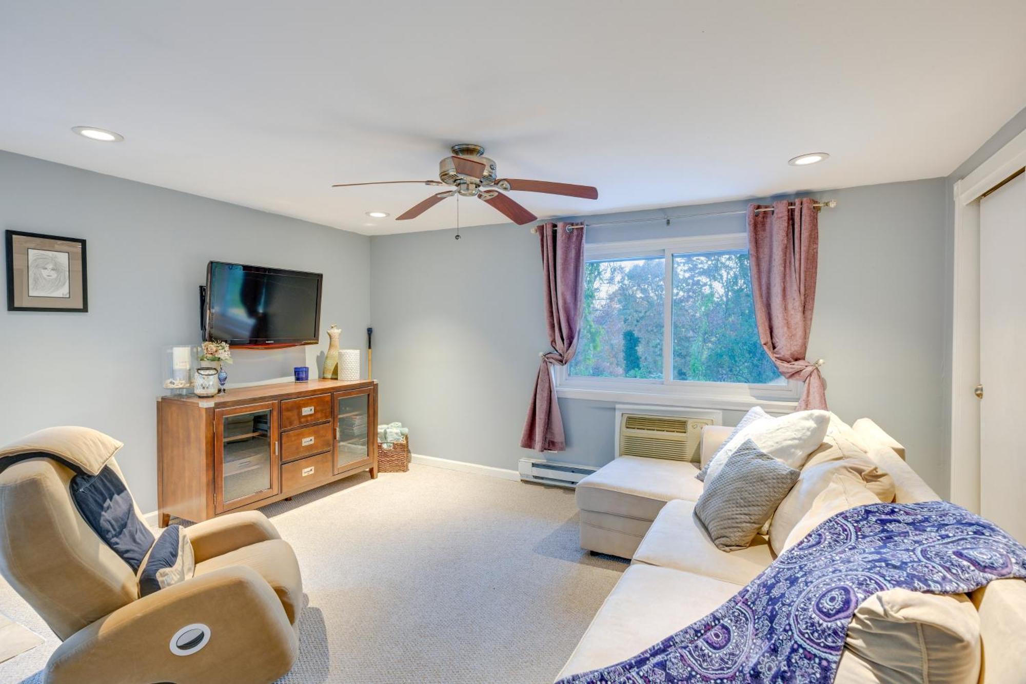 Cozy Dix Hills Apt With Deck About 7 Mi To Beach! Экстерьер фото